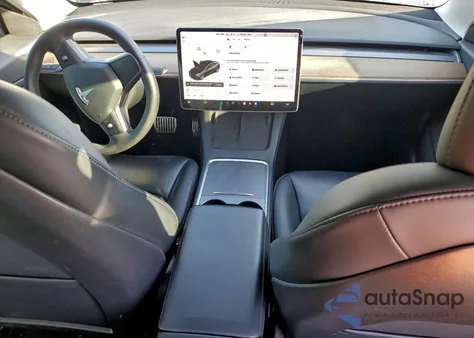 2021 Tesla Model 3 z USA, uszkodzony, nr VIN 5YJ3E1EBXMF901883